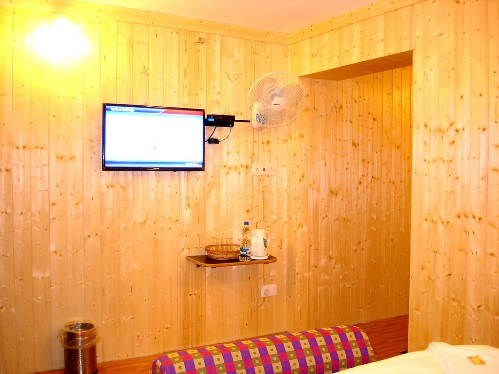 Ikraam Inn Bed & Breakfast ศรีนาการ์ ห้อง รูปภาพ